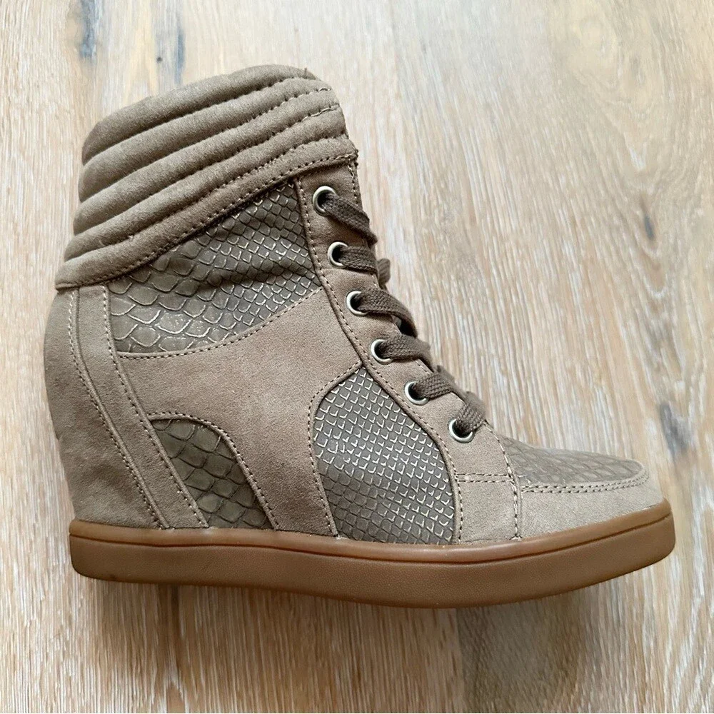 Call It Spring Taupe Tan Faux Suede Booties Hidden Wedge Hidden Heel - US 7